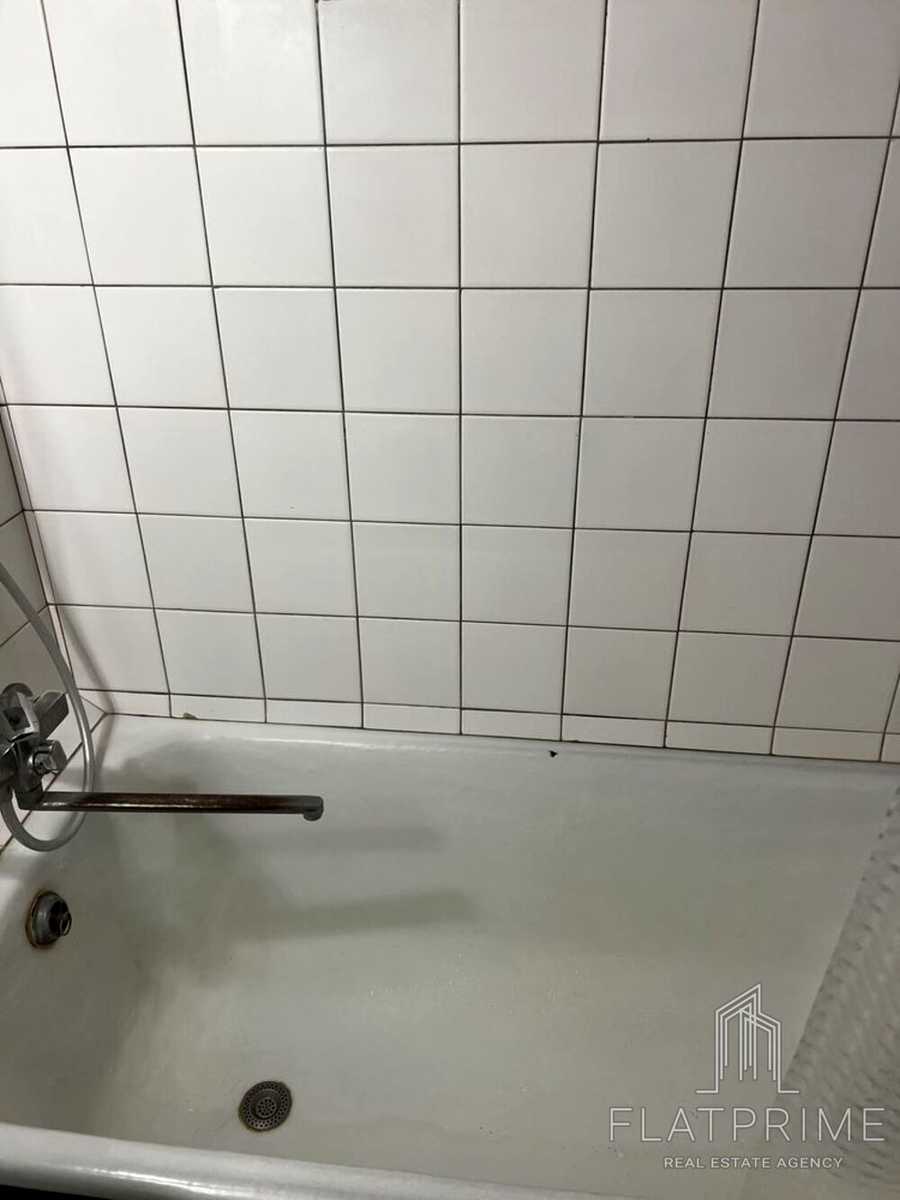 1876940305446818
