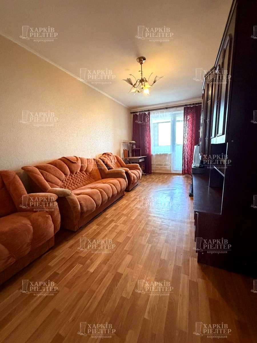 1876940714978014