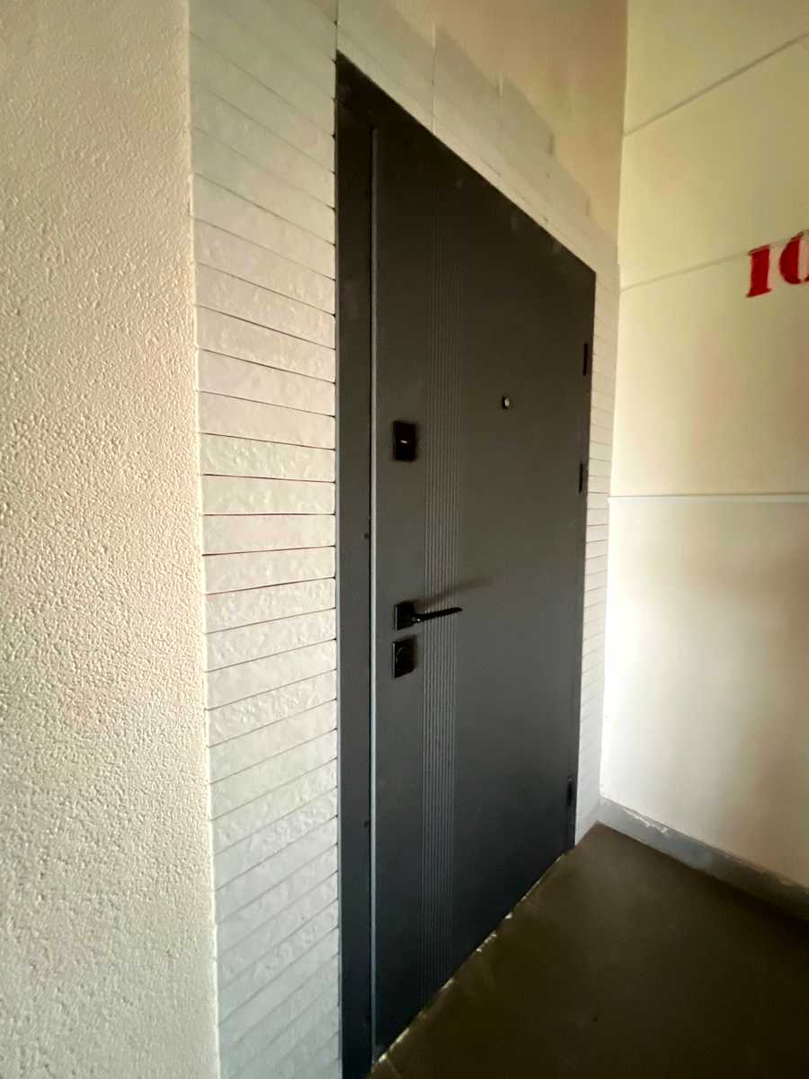 1876940836972331