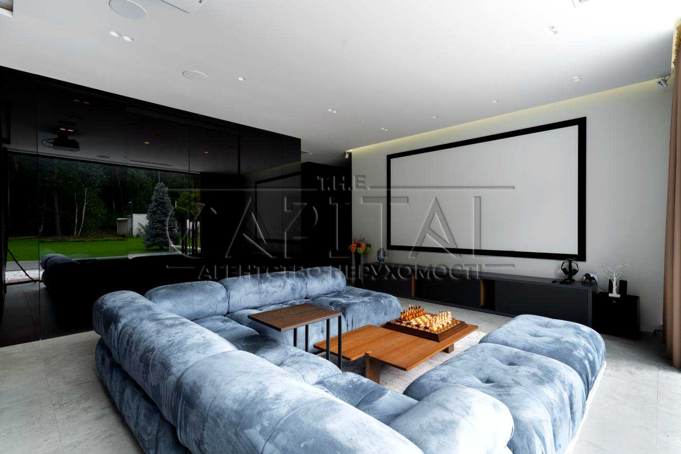 1876941674640160