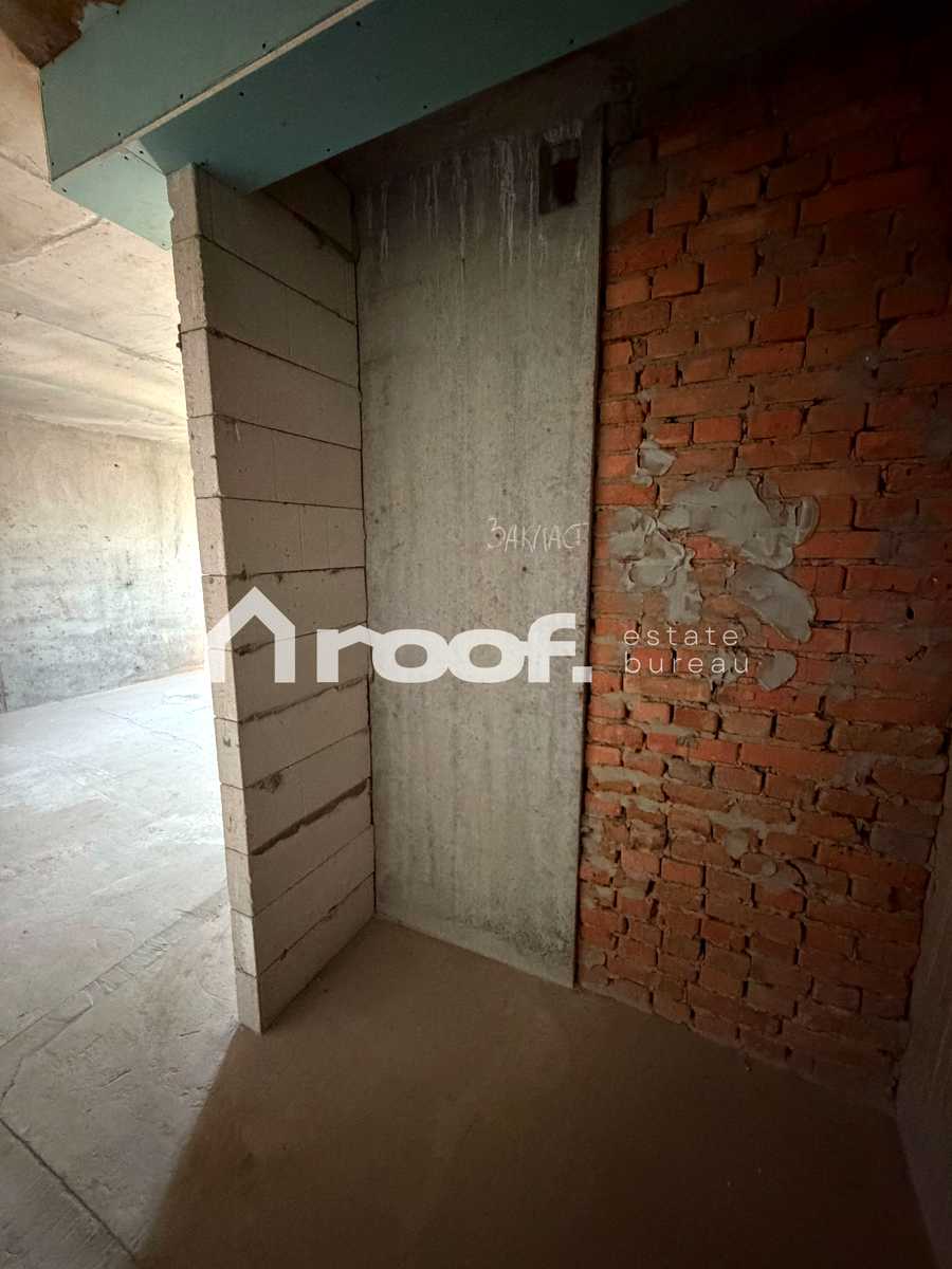 1876942030572258