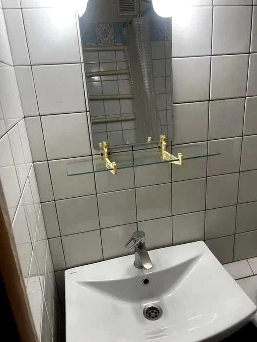 1876942043063880