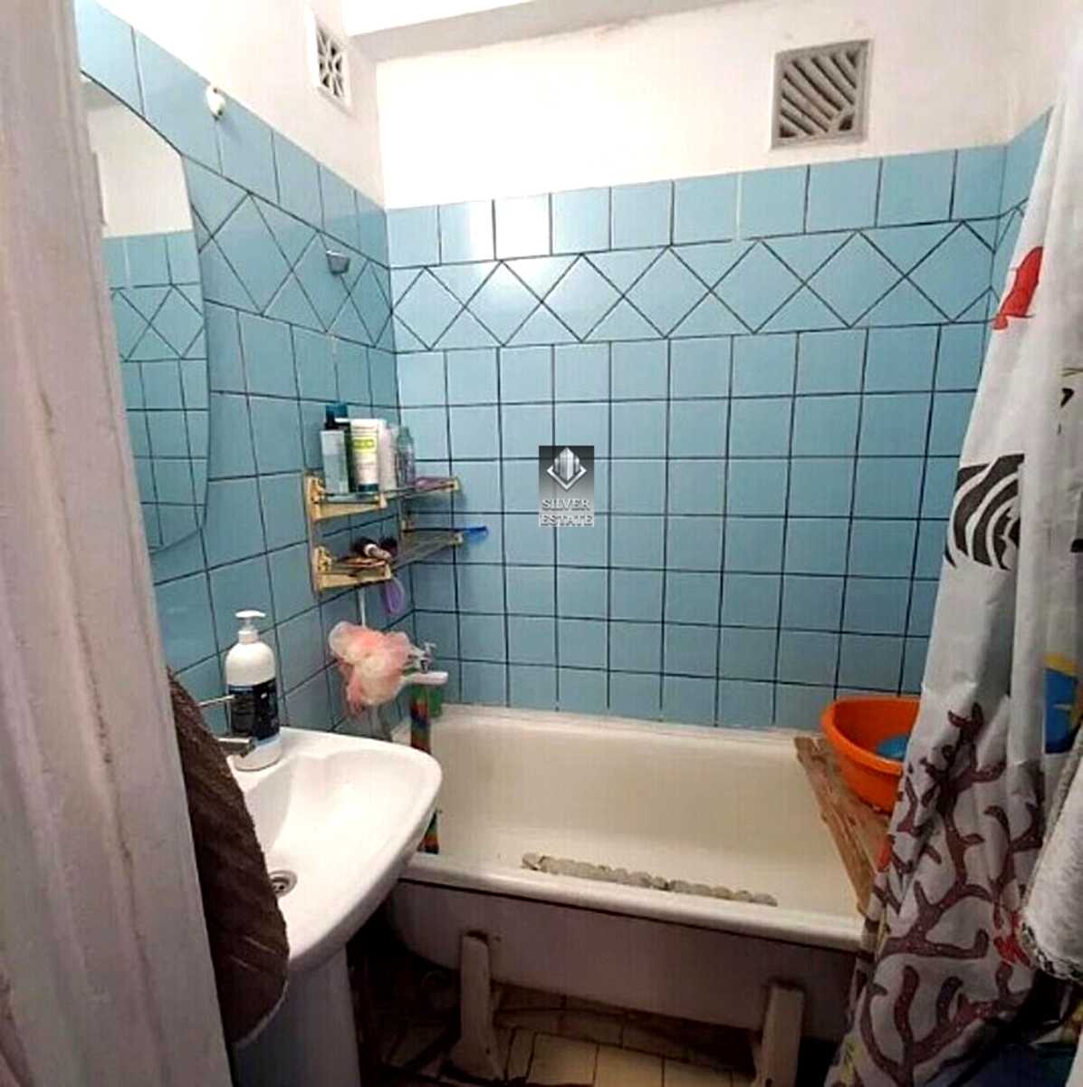 1876942324298348