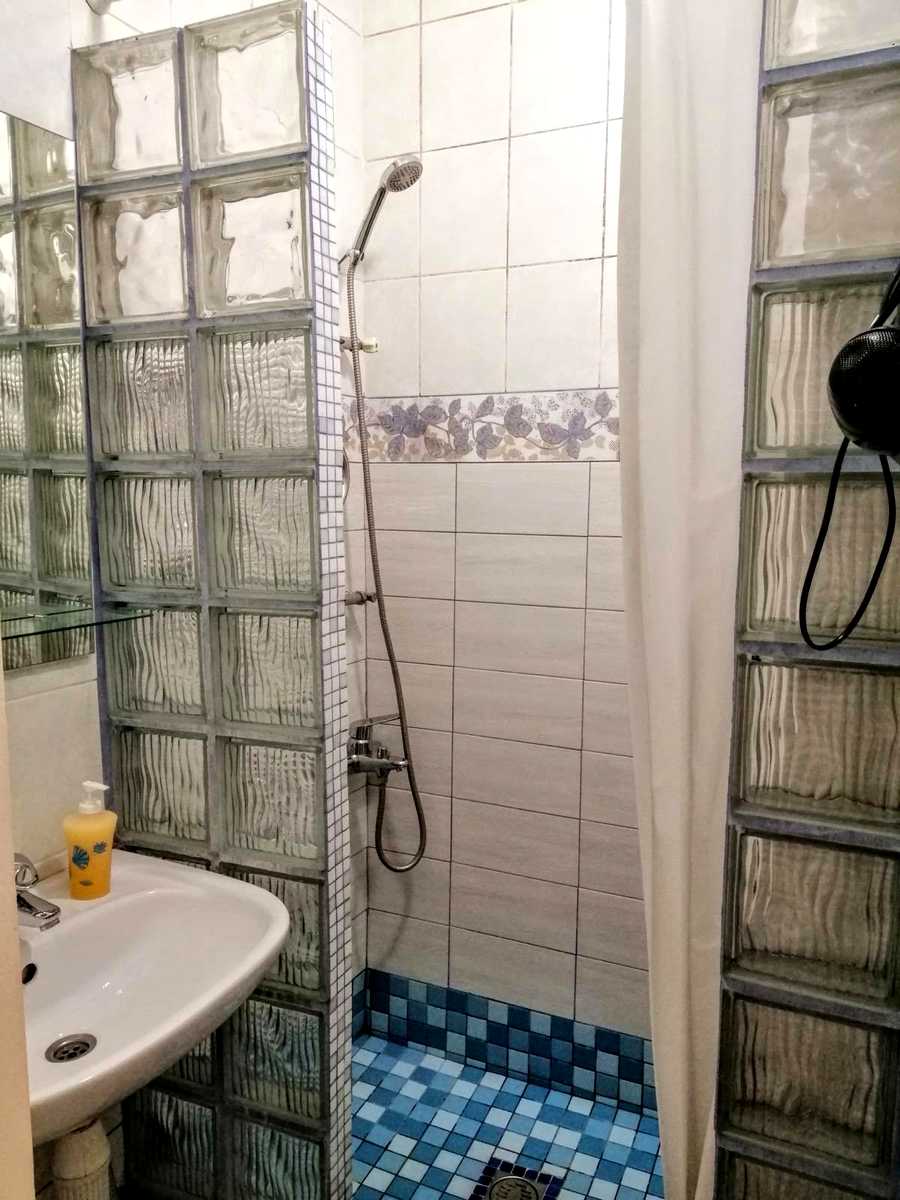 1876942402895802