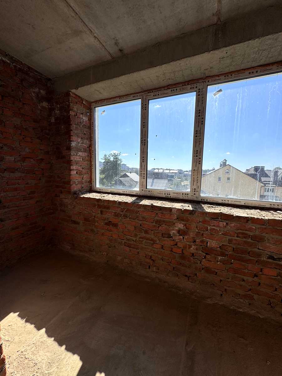 1876943954920698