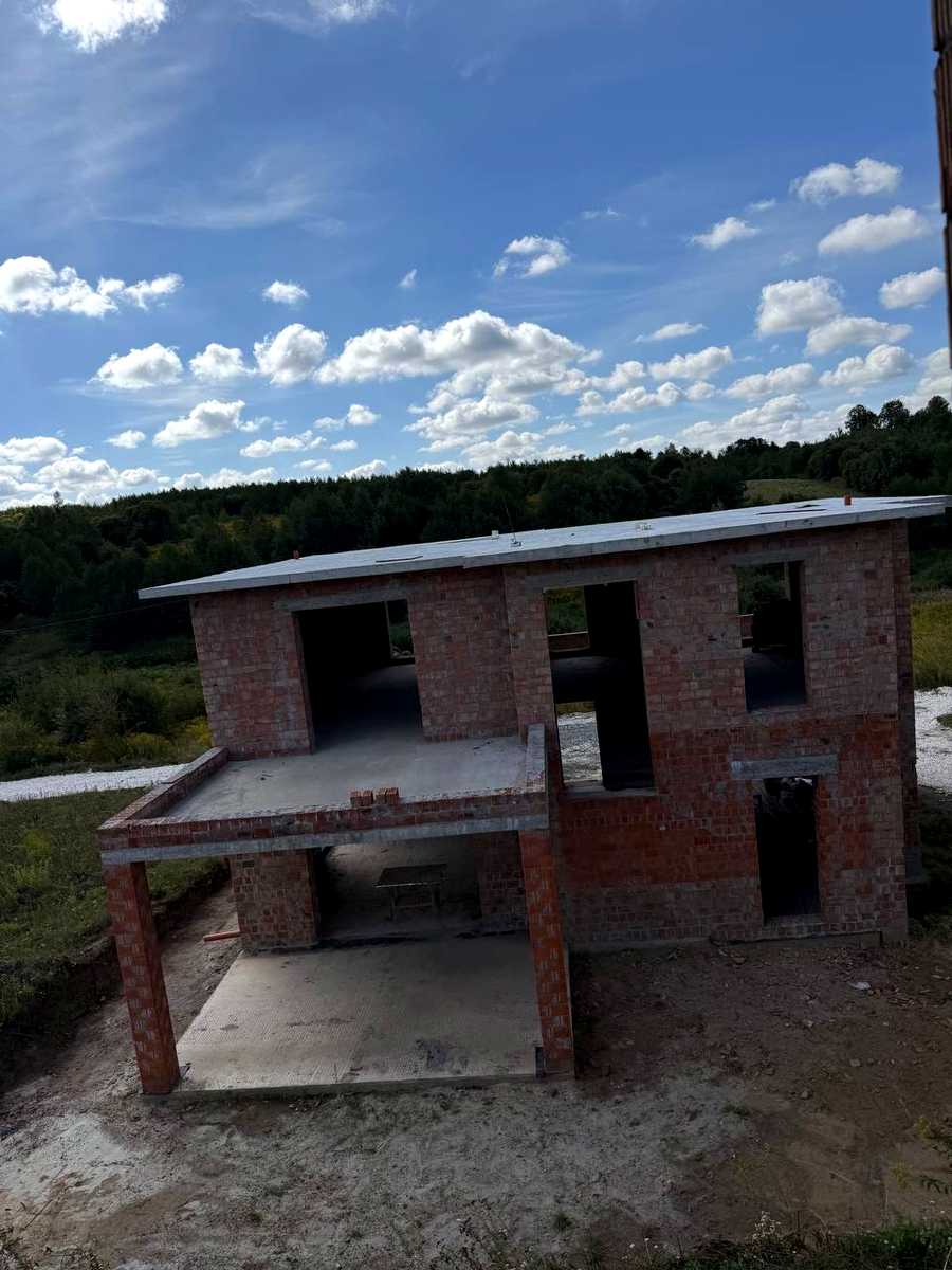 1876944056997379