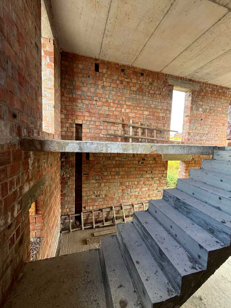 1876944388103152