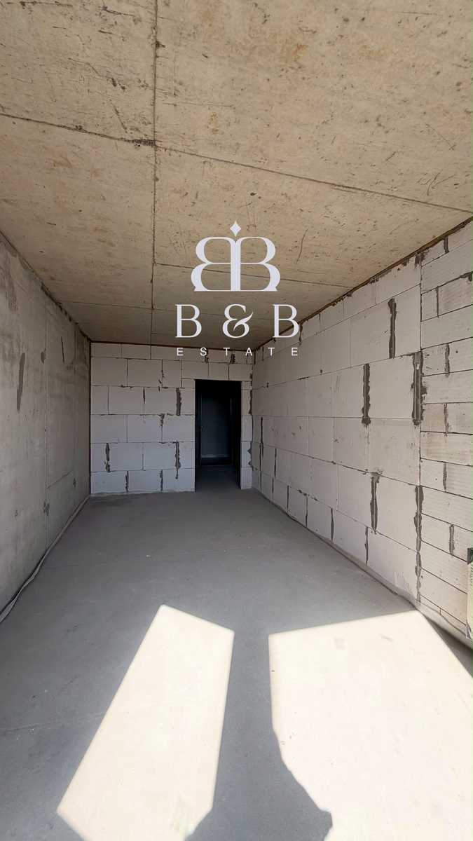 1876944752495680