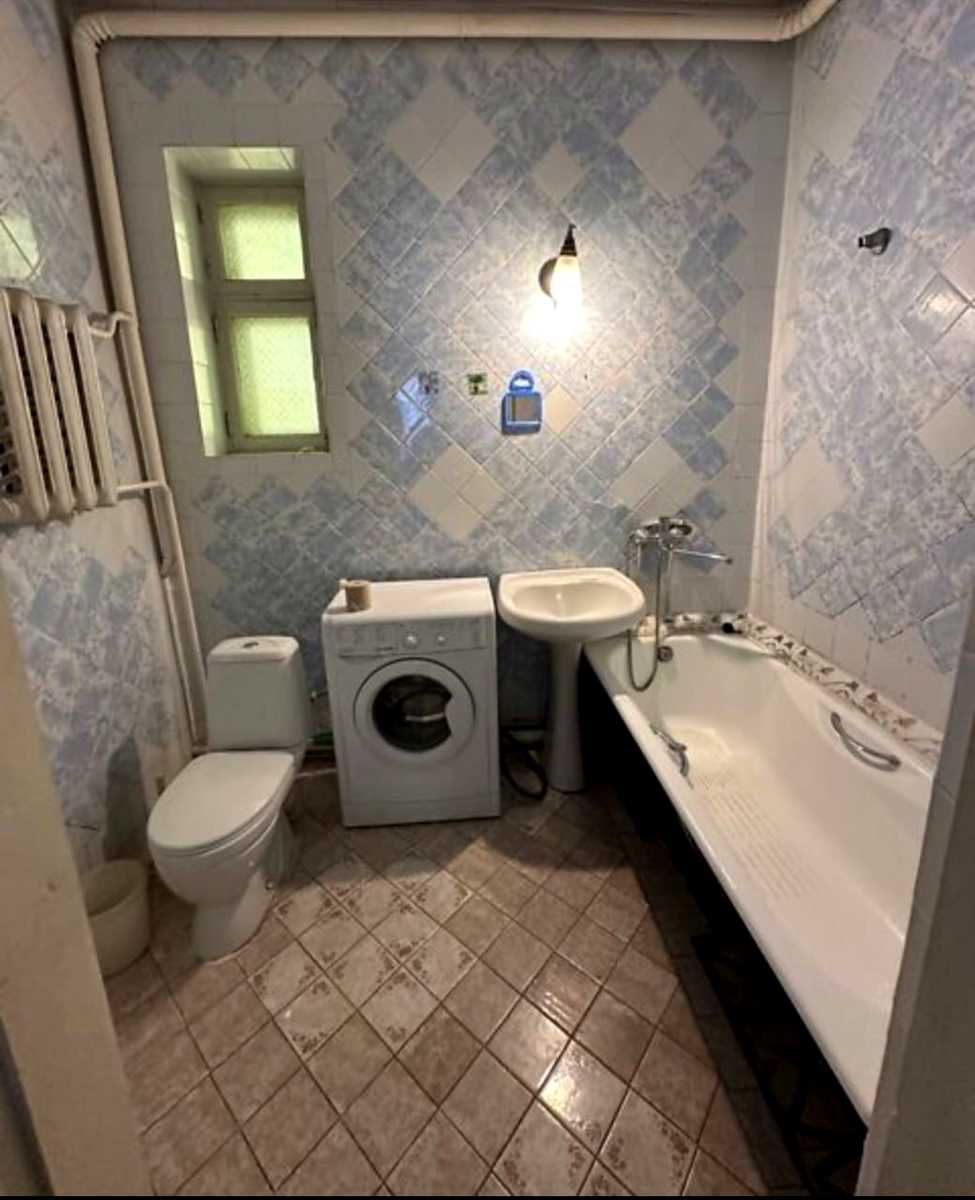 1876944893251567