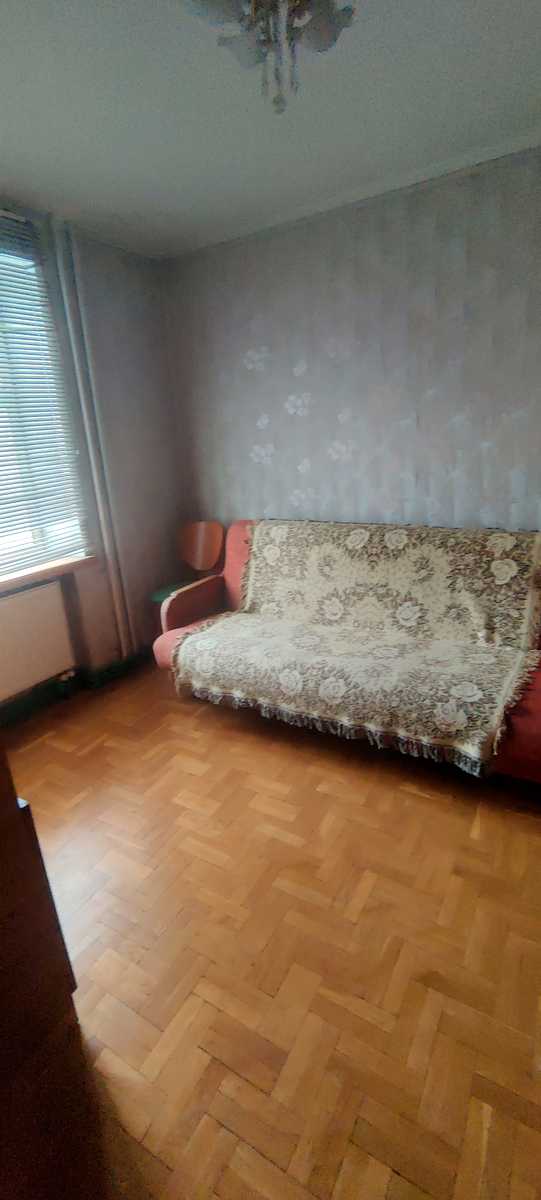 1876945343391281