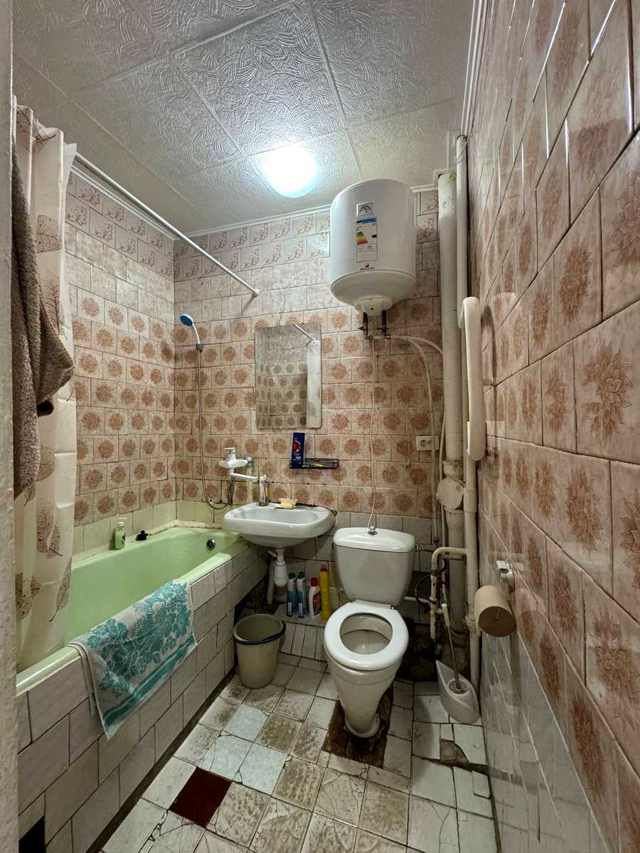 1876945595351253