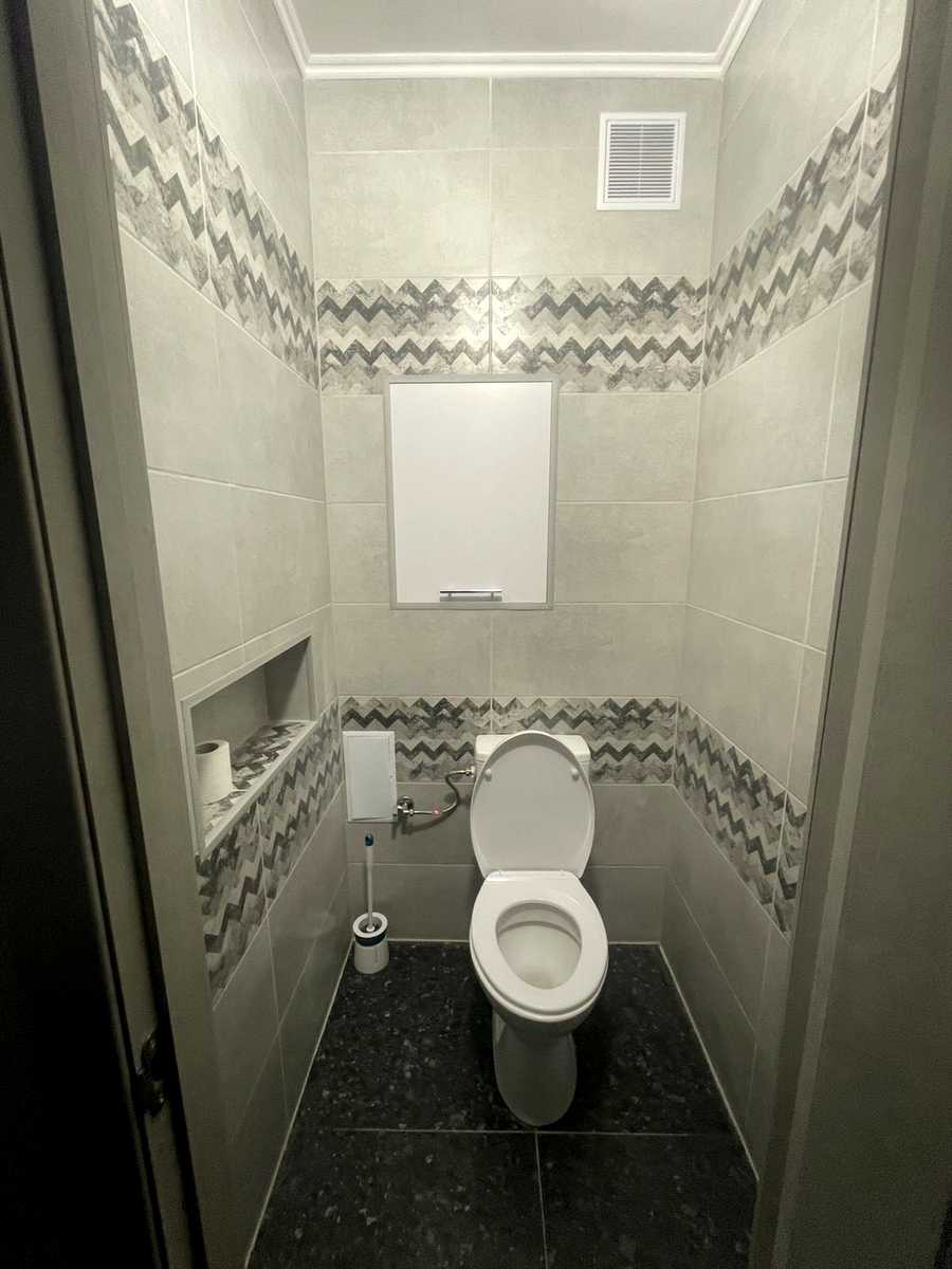 1876946745054085