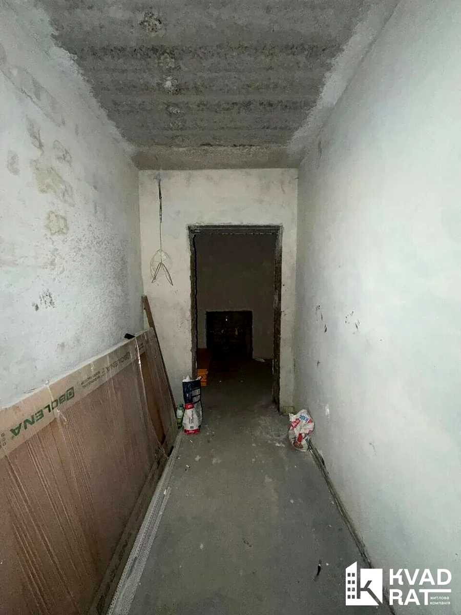 1876947986345586
