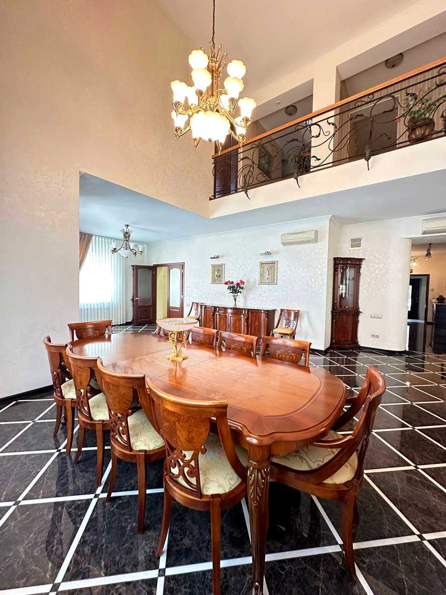 Будинок за адресою Мирний пров. (площа 500 м²) Будинок за адресою Мирний пров. (площа 500 м²) - Atlanta.ua