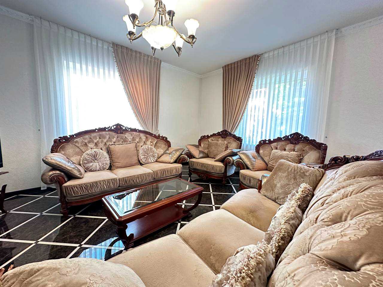 Будинок за адресою Мирний пров. (площа 500 м²) - фото 8 Будинок за адресою Мирний пров. (площа 500 м²) - Atlanta.ua - фото 8