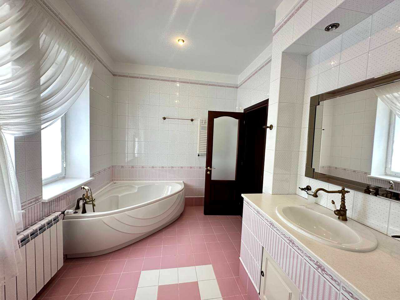 Будинок за адресою Мирний пров. (площа 500 м²) - фото 10 Будинок за адресою Мирний пров. (площа 500 м²) - Atlanta.ua - фото 10