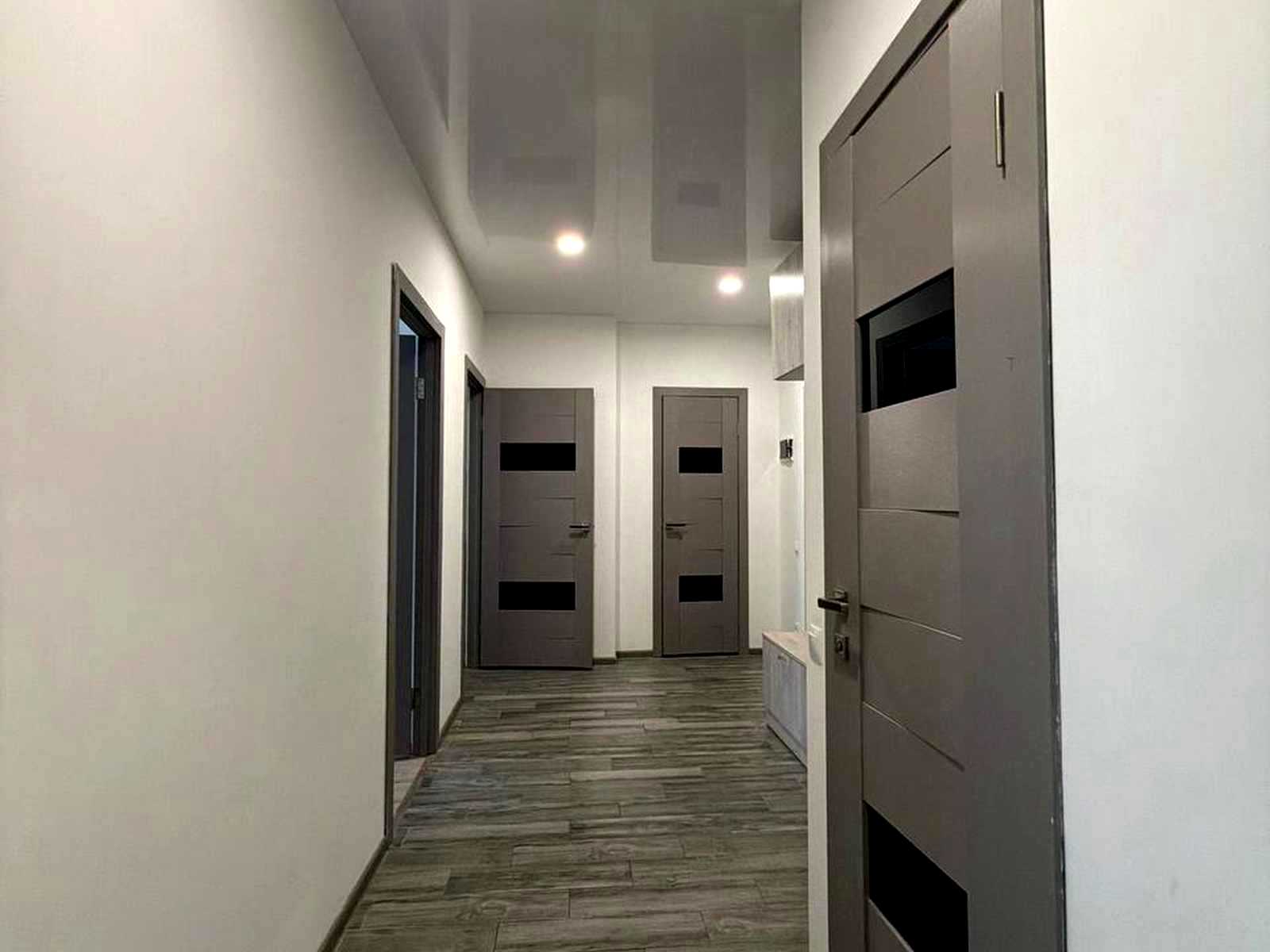 1876949981359674