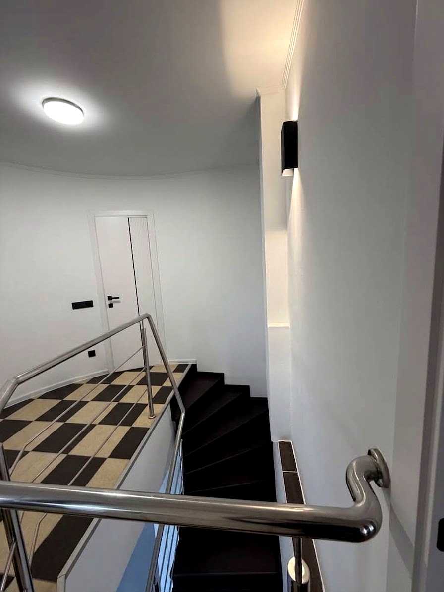 1876951824783515