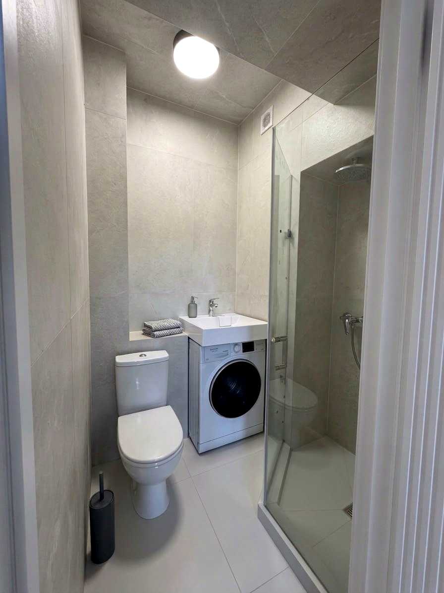 1876951826179886