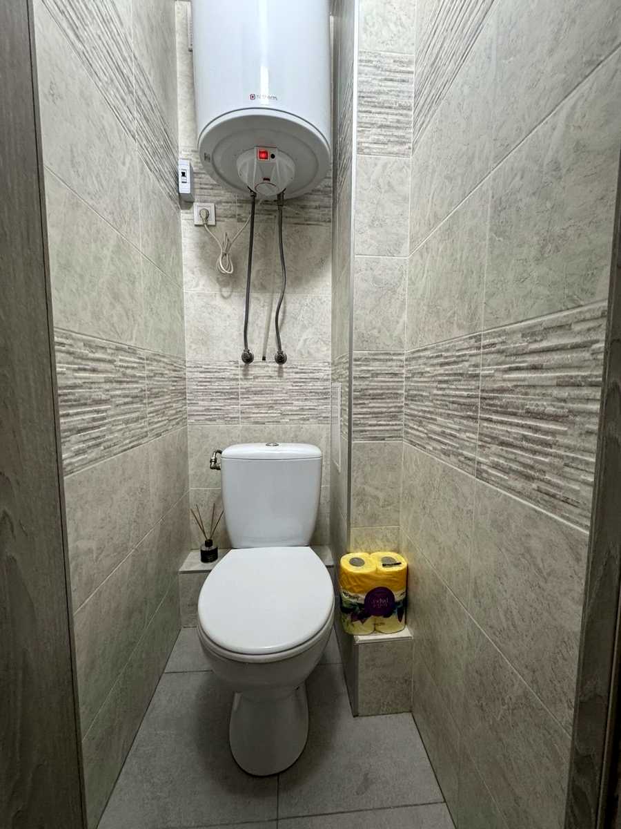 1876951873192479