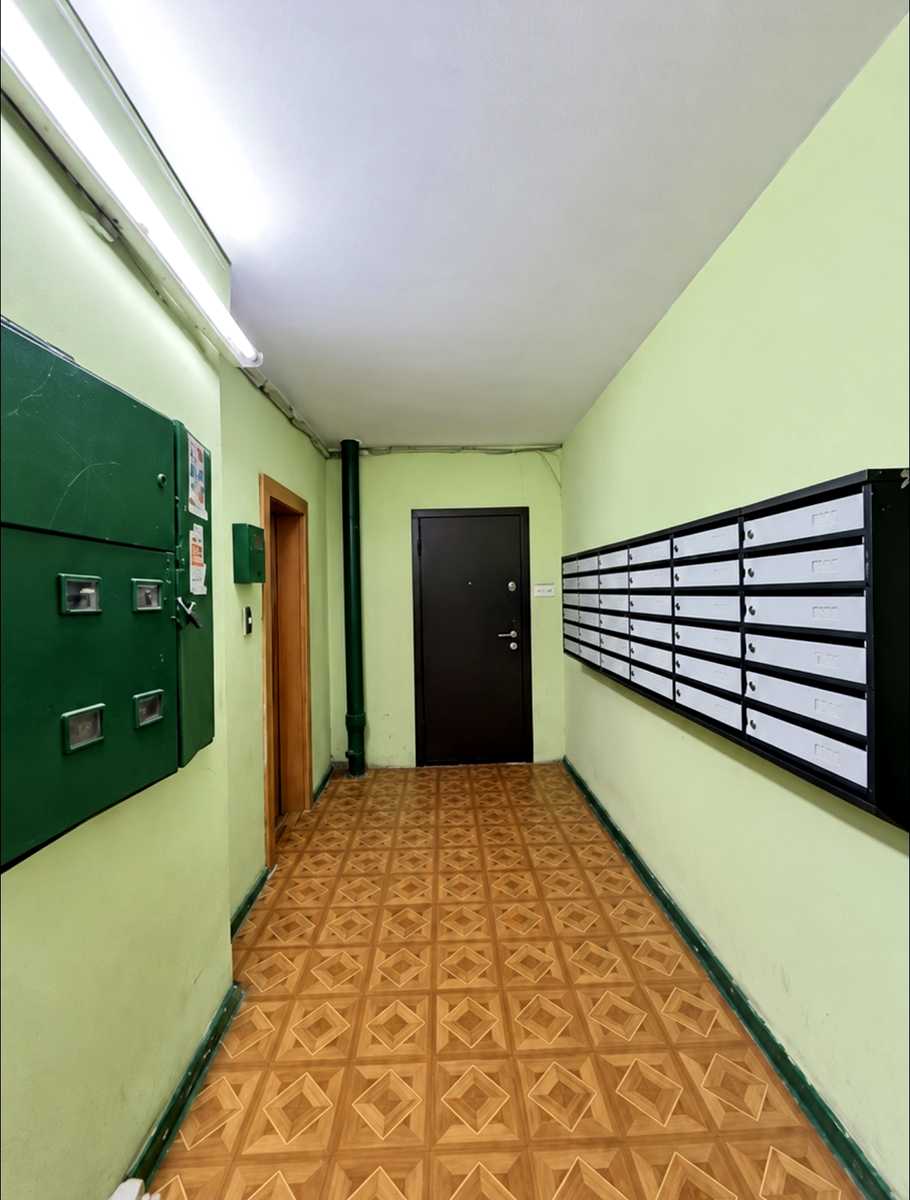 1876953827665511