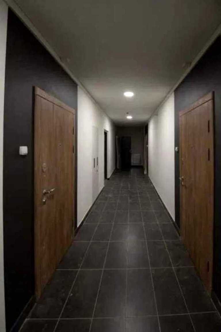 1876954407908181