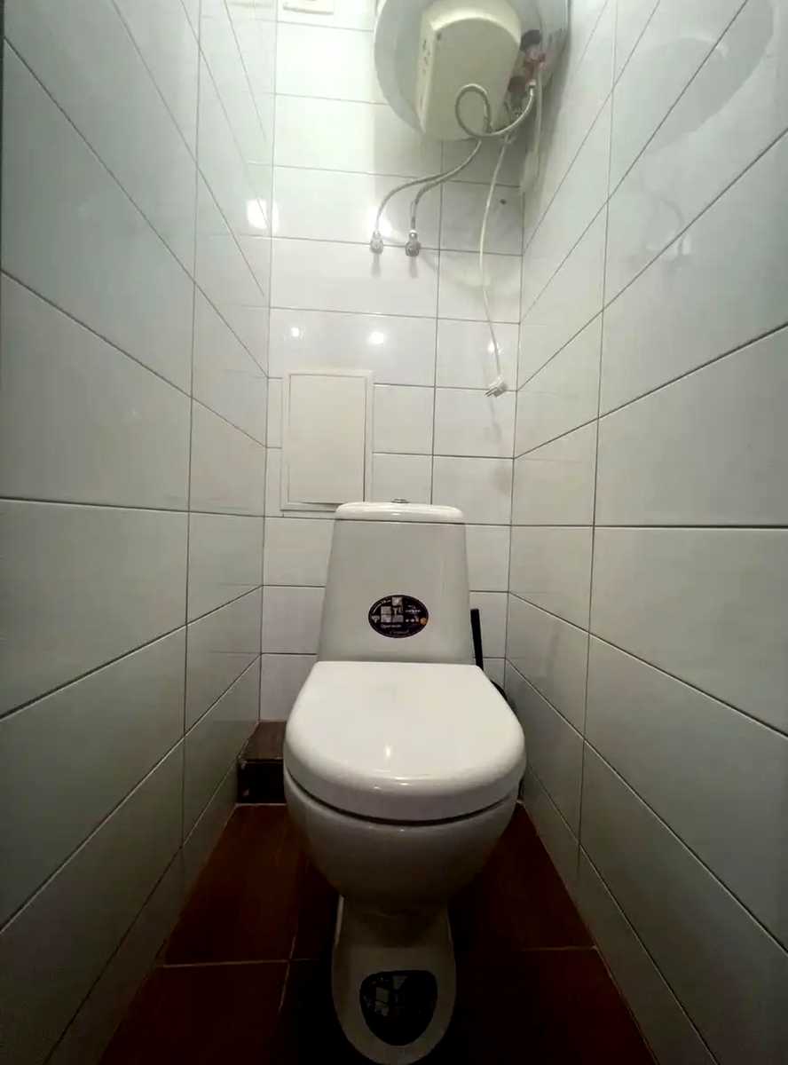 1876955171776105