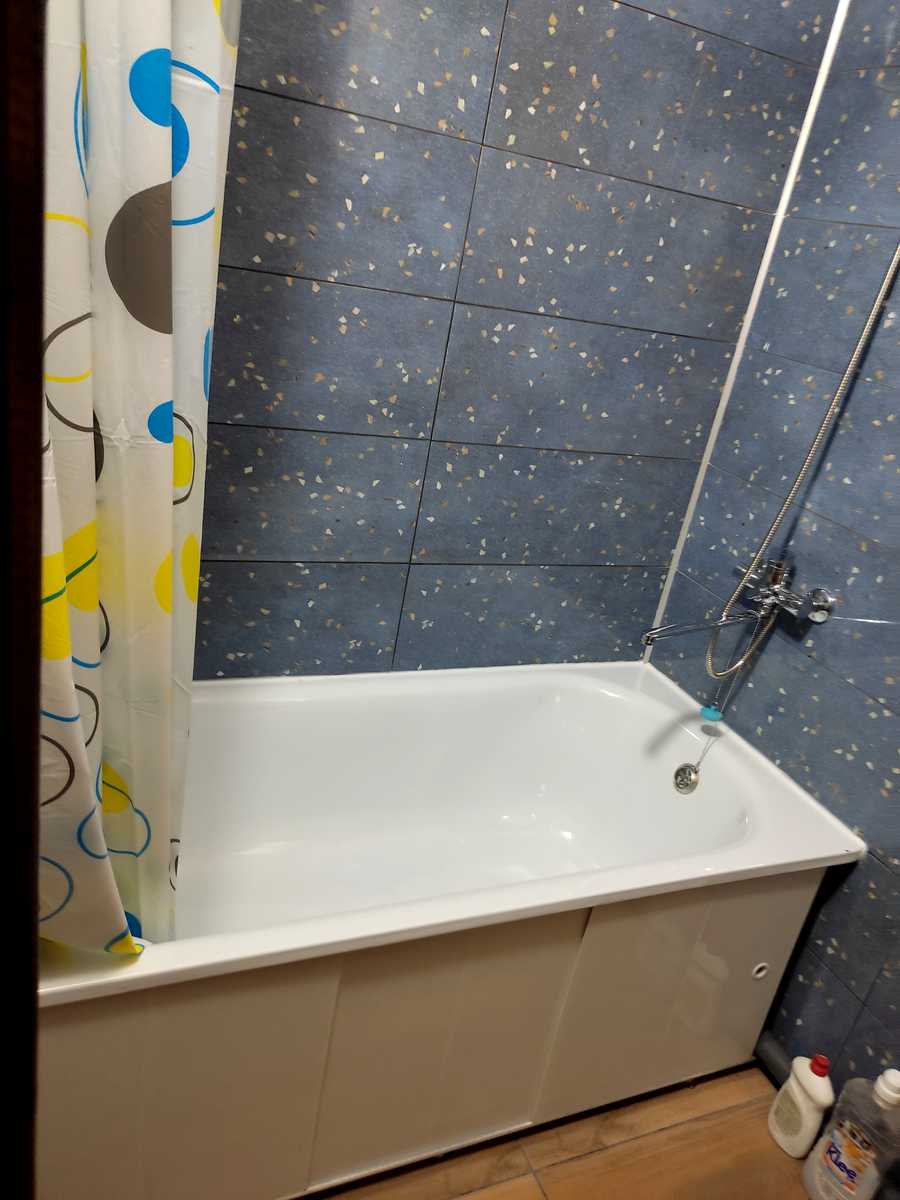 1876955221100282