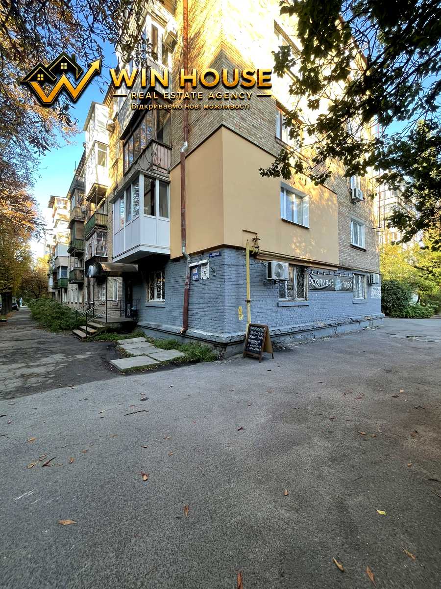 1876955963425855