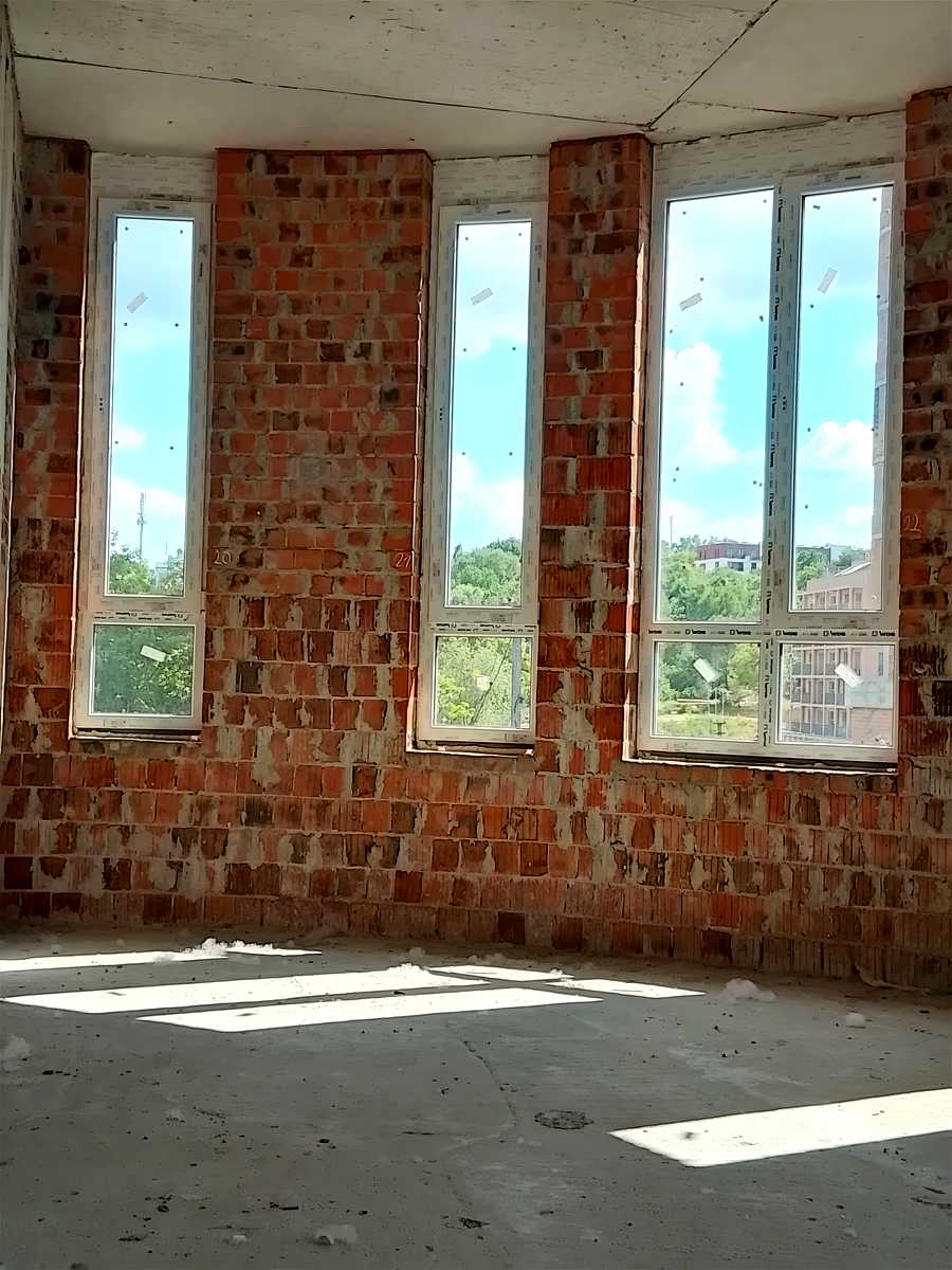 1876956558786481