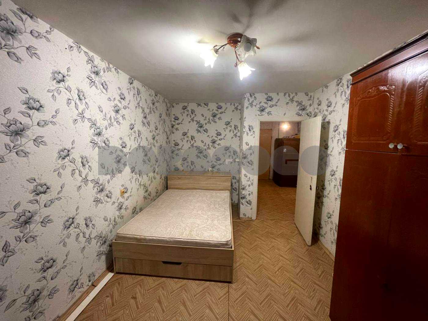1876959854825168