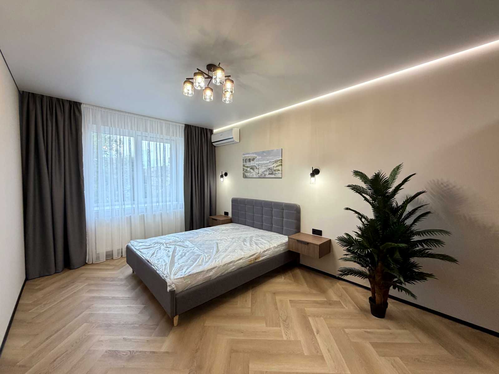 1876963724754854