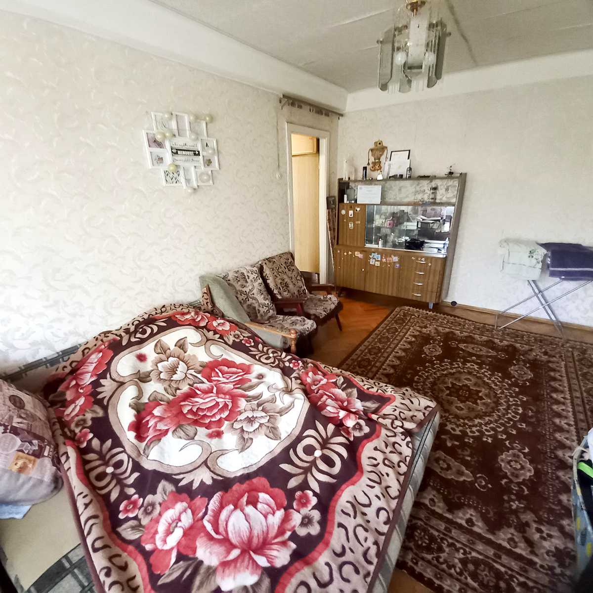 1876963852157336