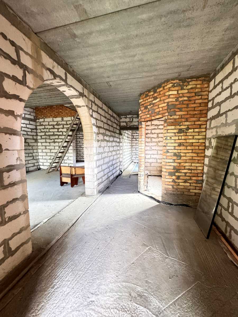 1876963983294657