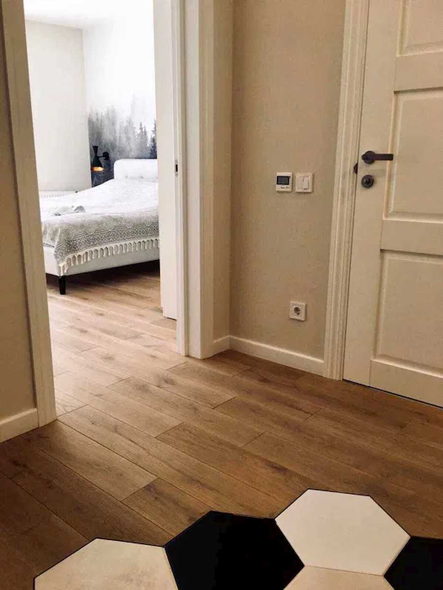 1876964716095953