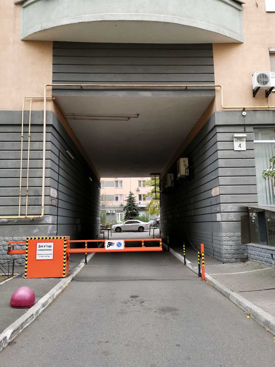 1876964731761110
