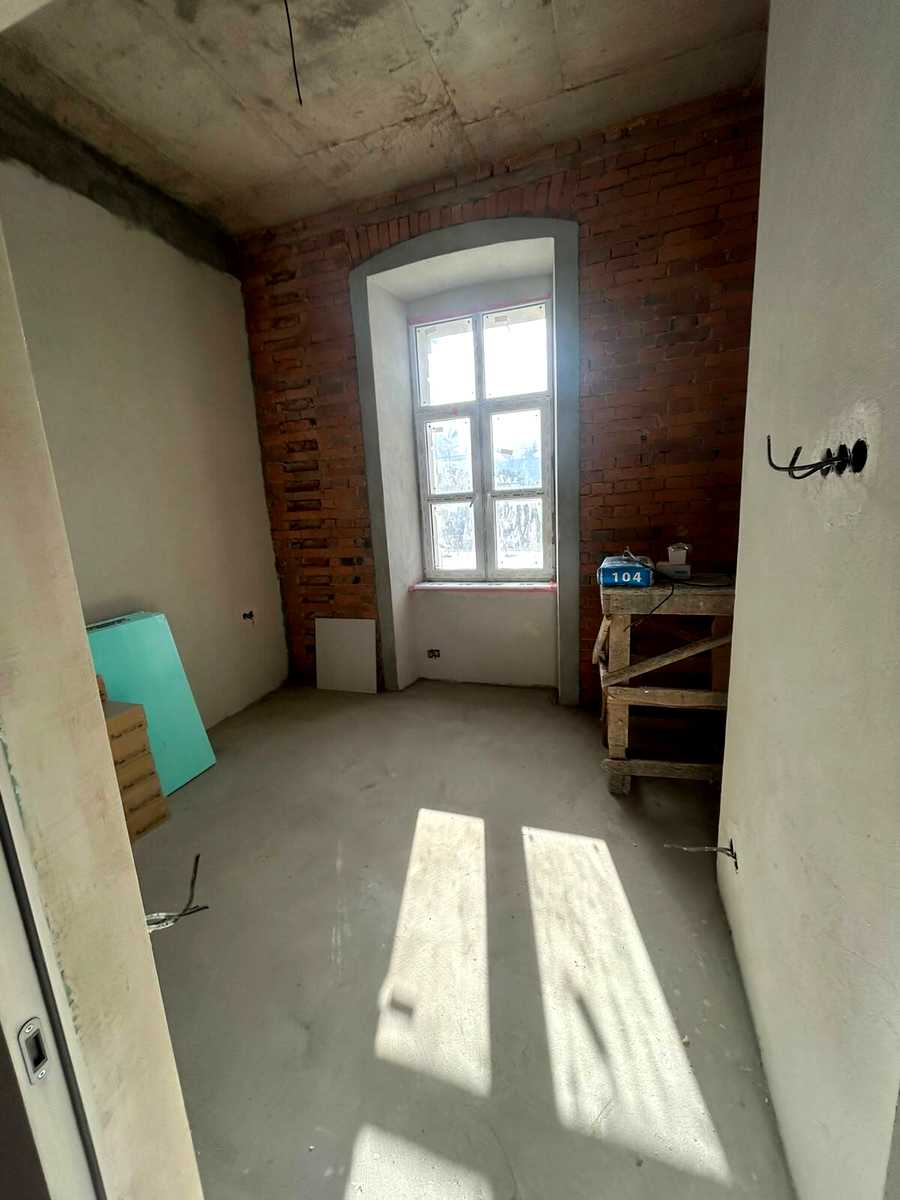 1876965655341791