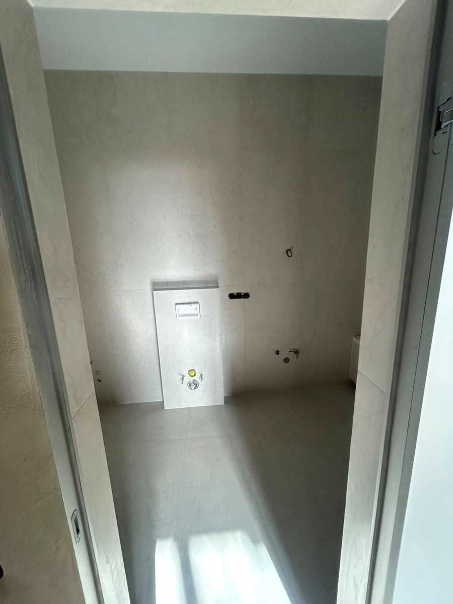 1876965655467125