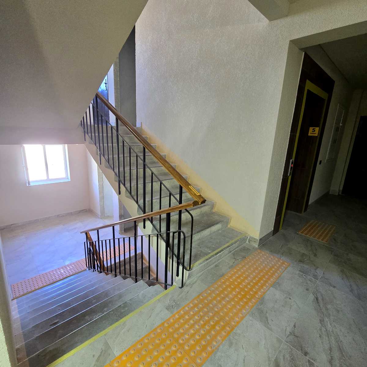 1876975297553344