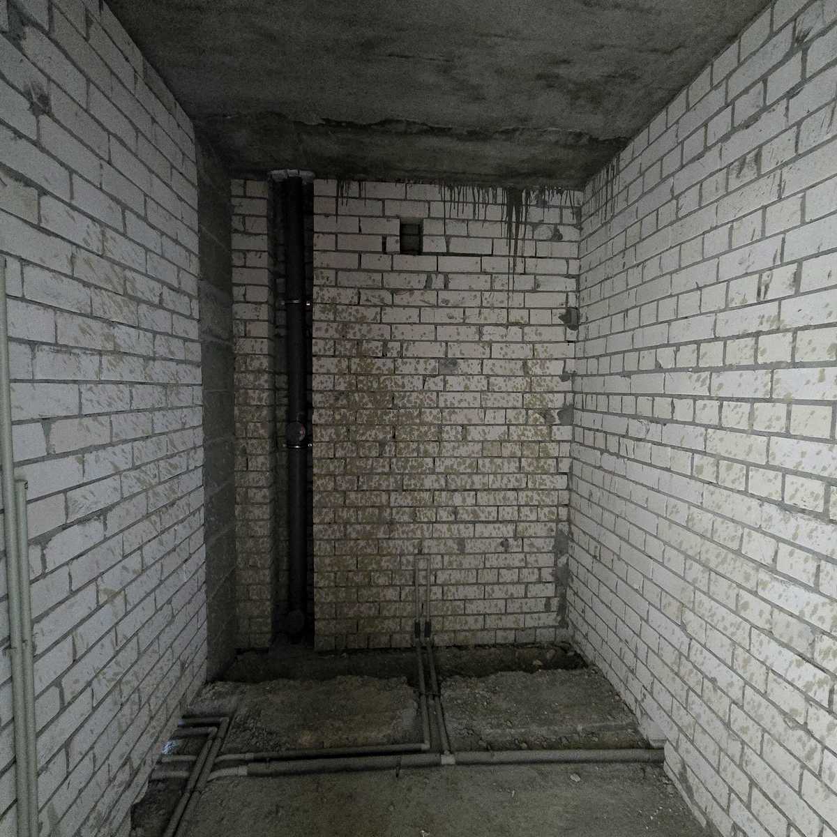 1876975305430371