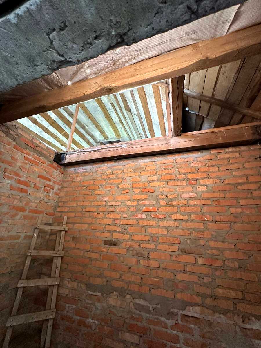 1876975359372620