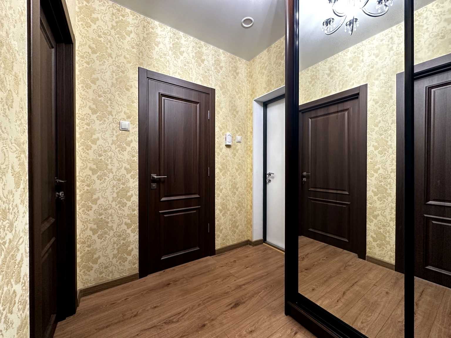 1876977263863553