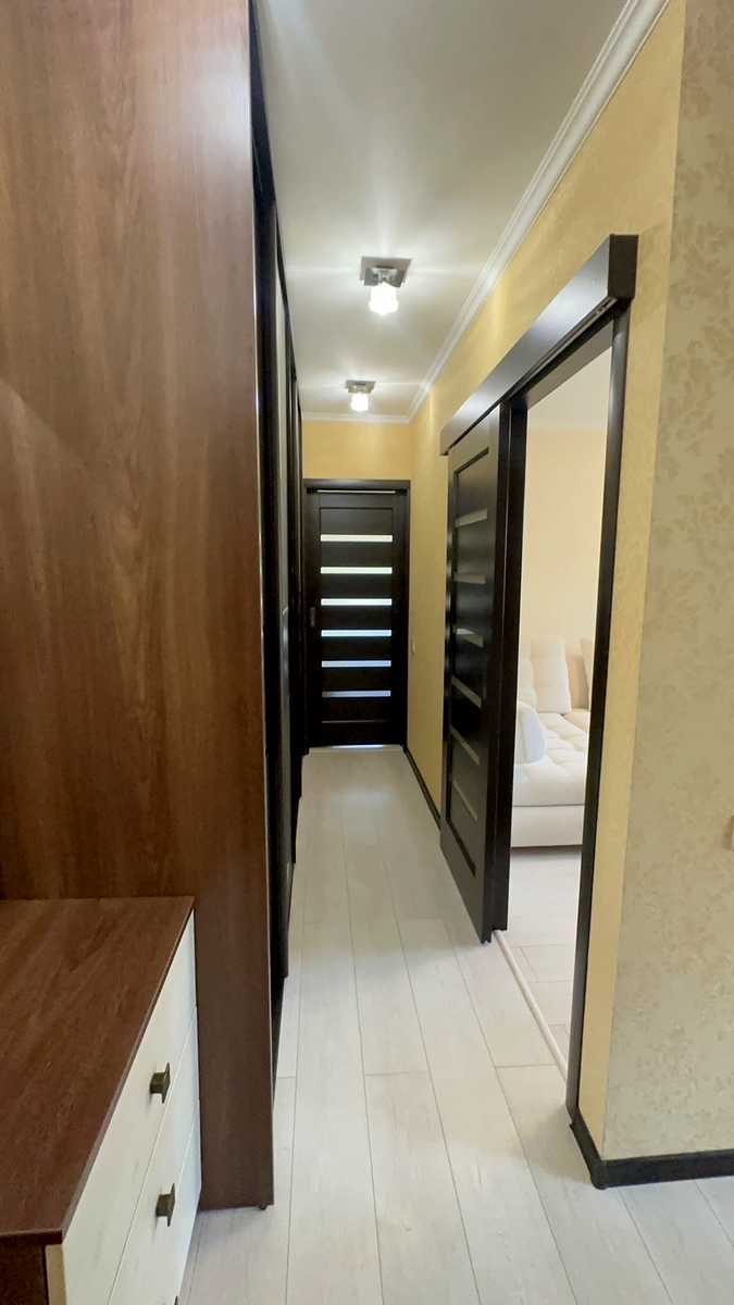 1877004991723179