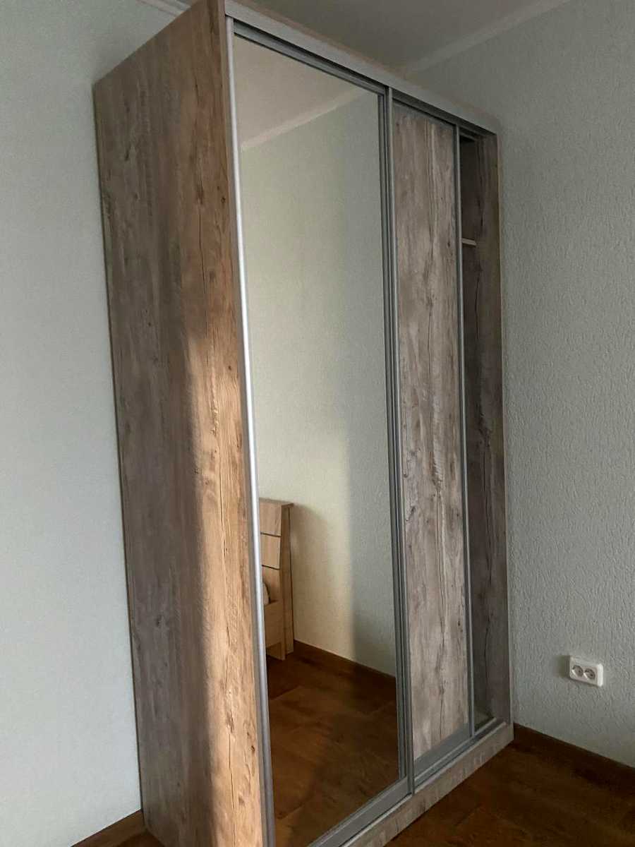1877008061410979
