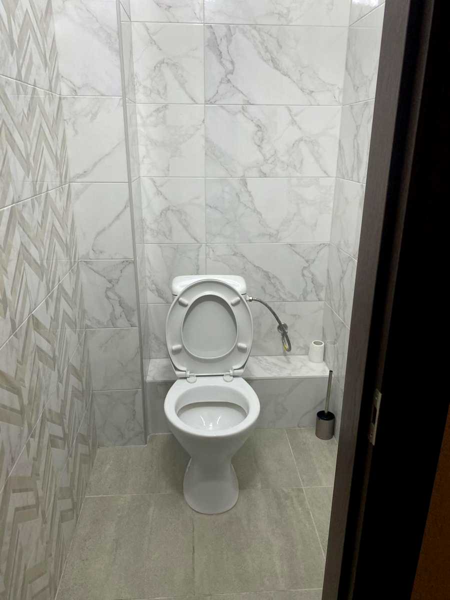1877008061904768