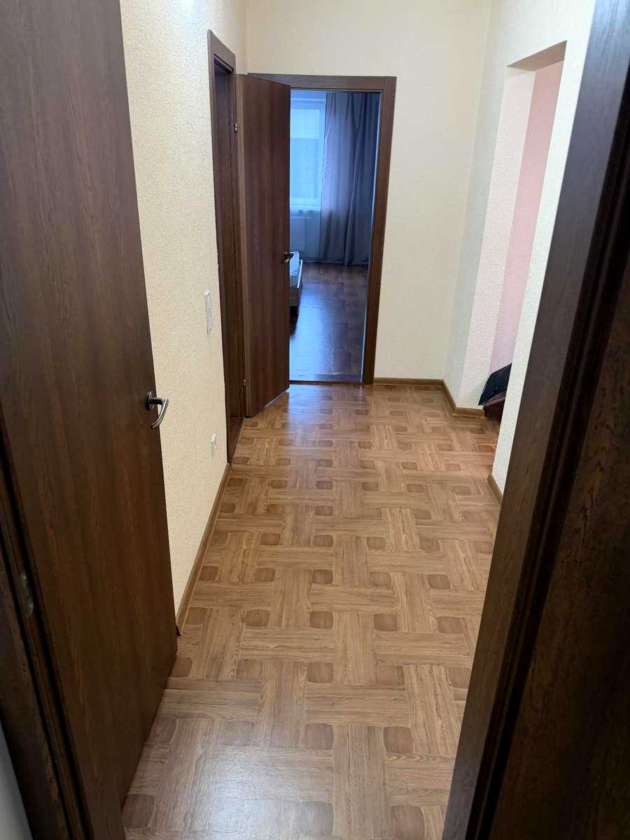 1877008062943111