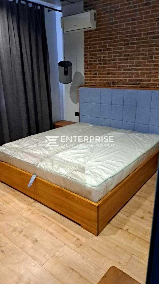 1877010315797277