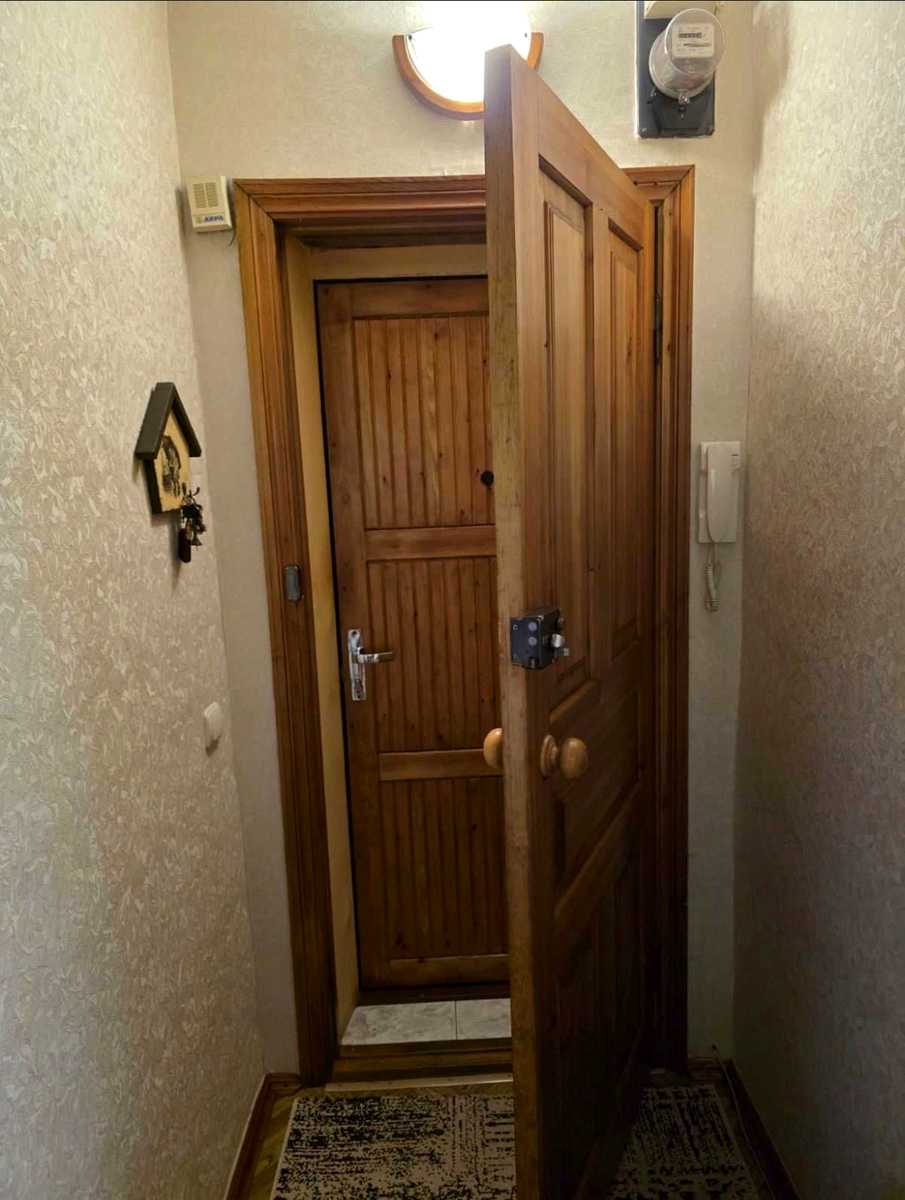 1877012949629855