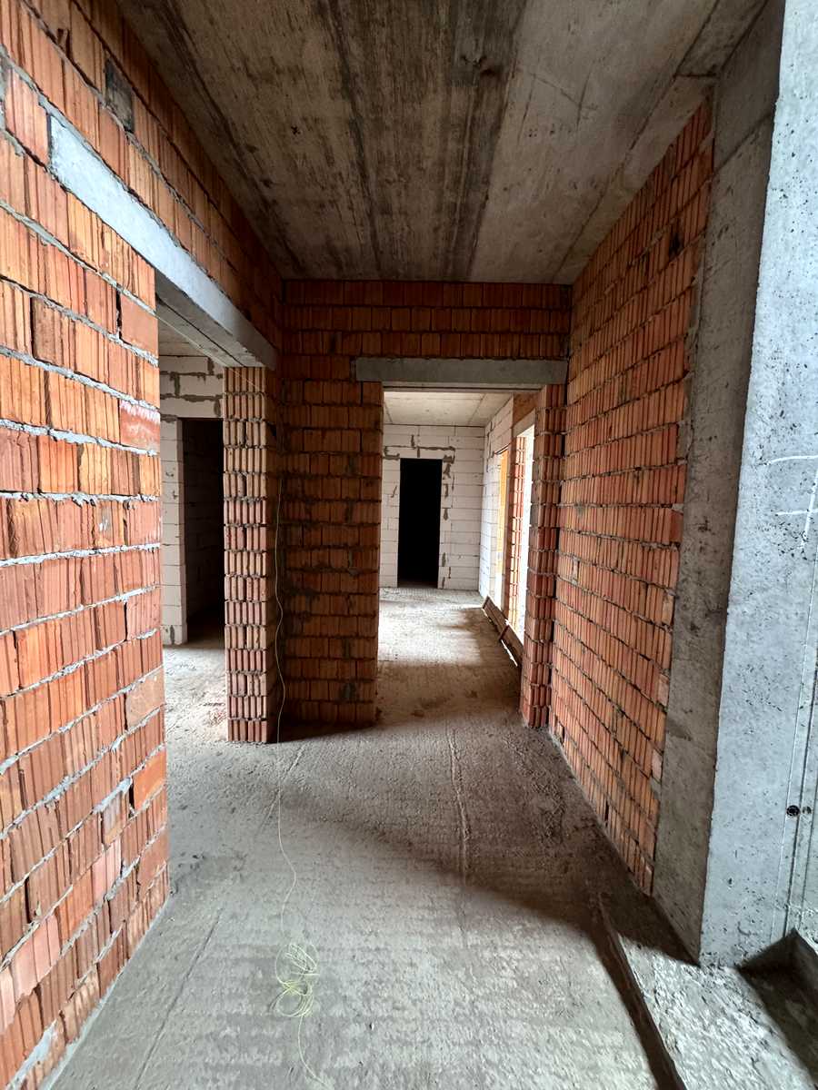 1877013828744443