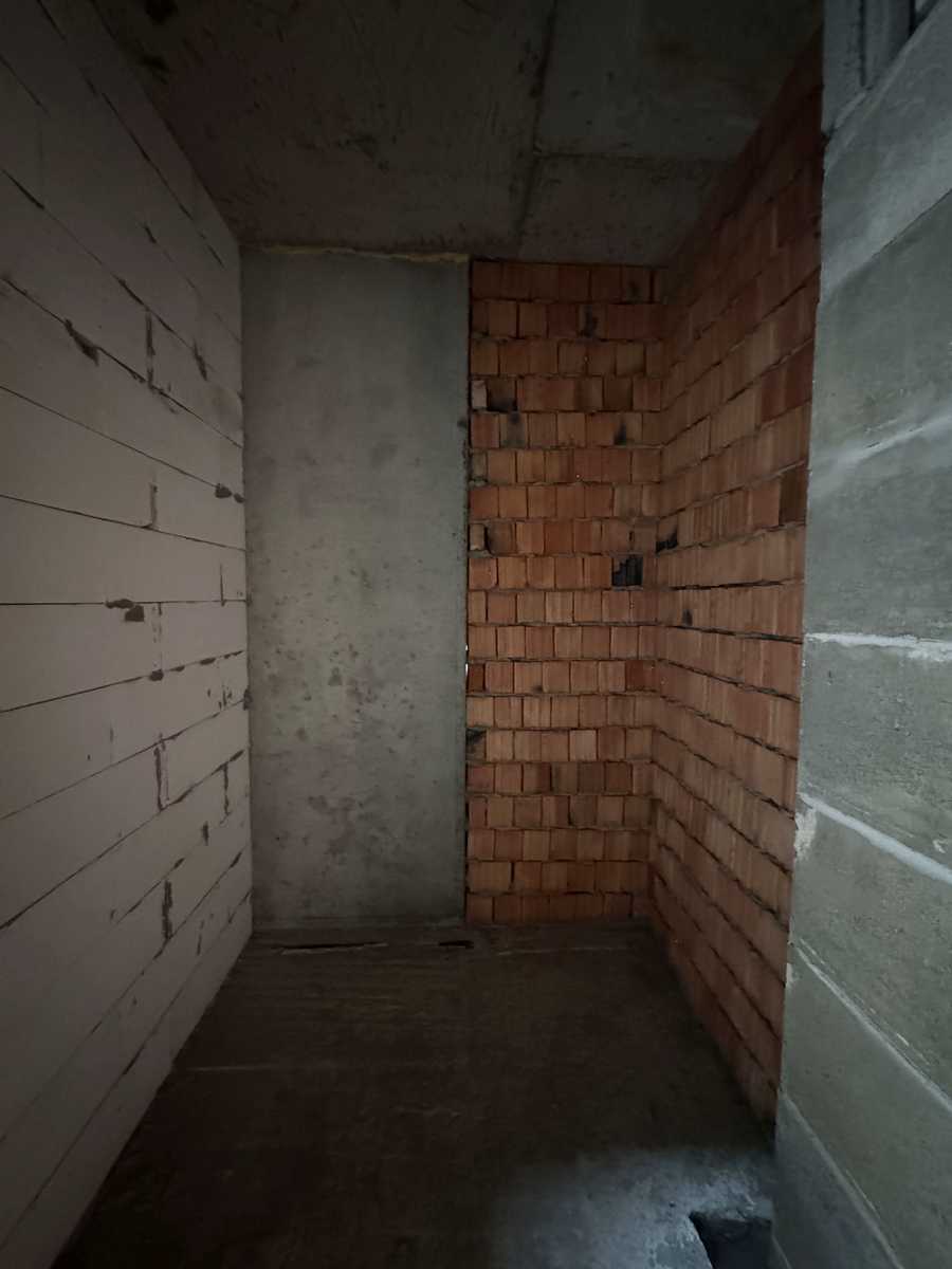 1877013830263013